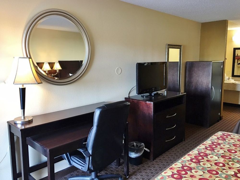 Americas Best Value Inn Tupelo Barnes Crossing Chambre photo
