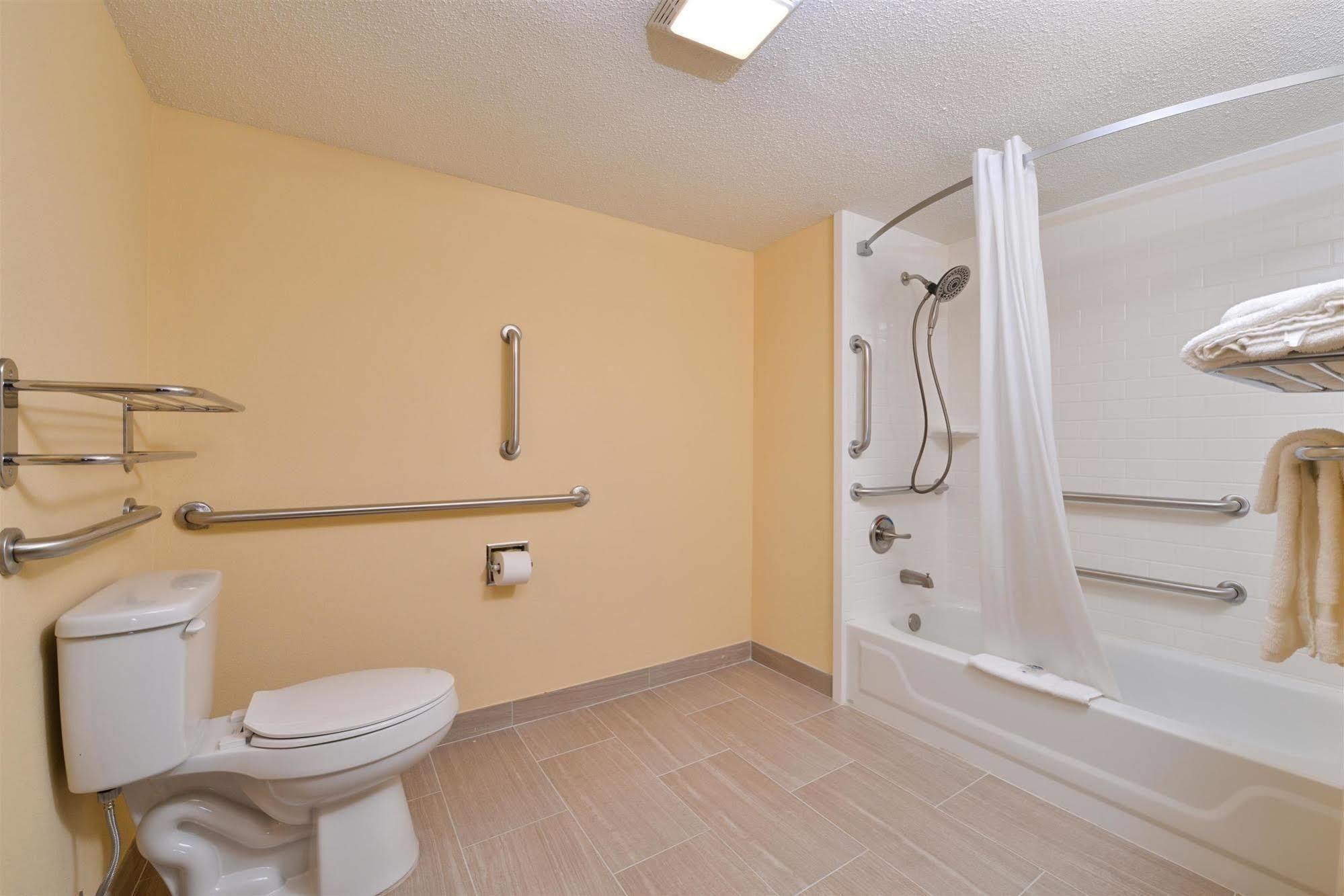 Americas Best Value Inn Tupelo Barnes Crossing Extérieur photo