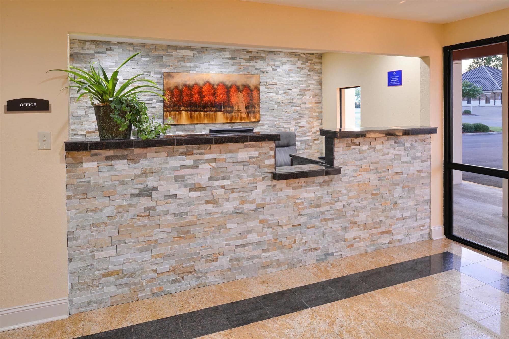 Americas Best Value Inn Tupelo Barnes Crossing Extérieur photo