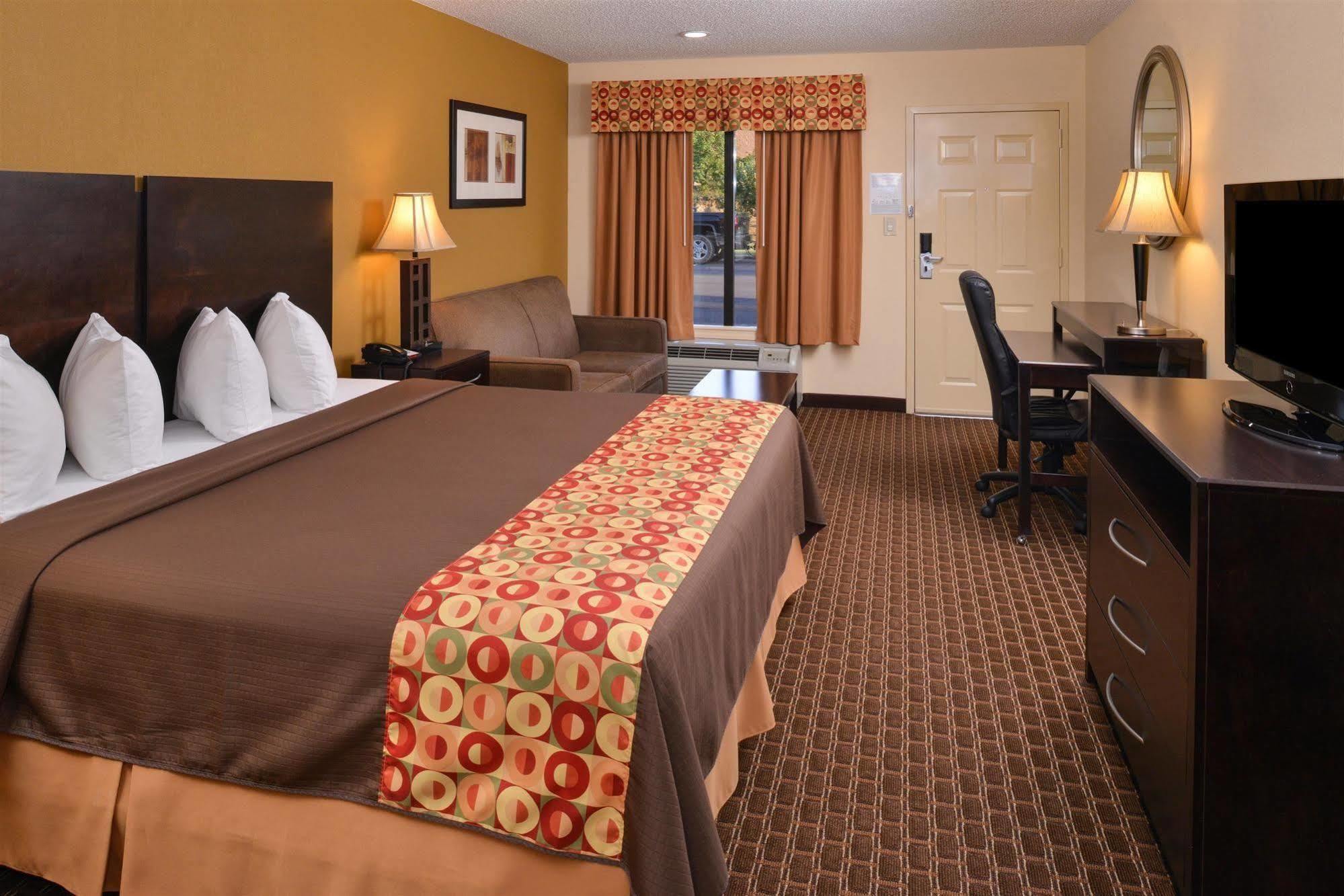 Americas Best Value Inn Tupelo Barnes Crossing Extérieur photo