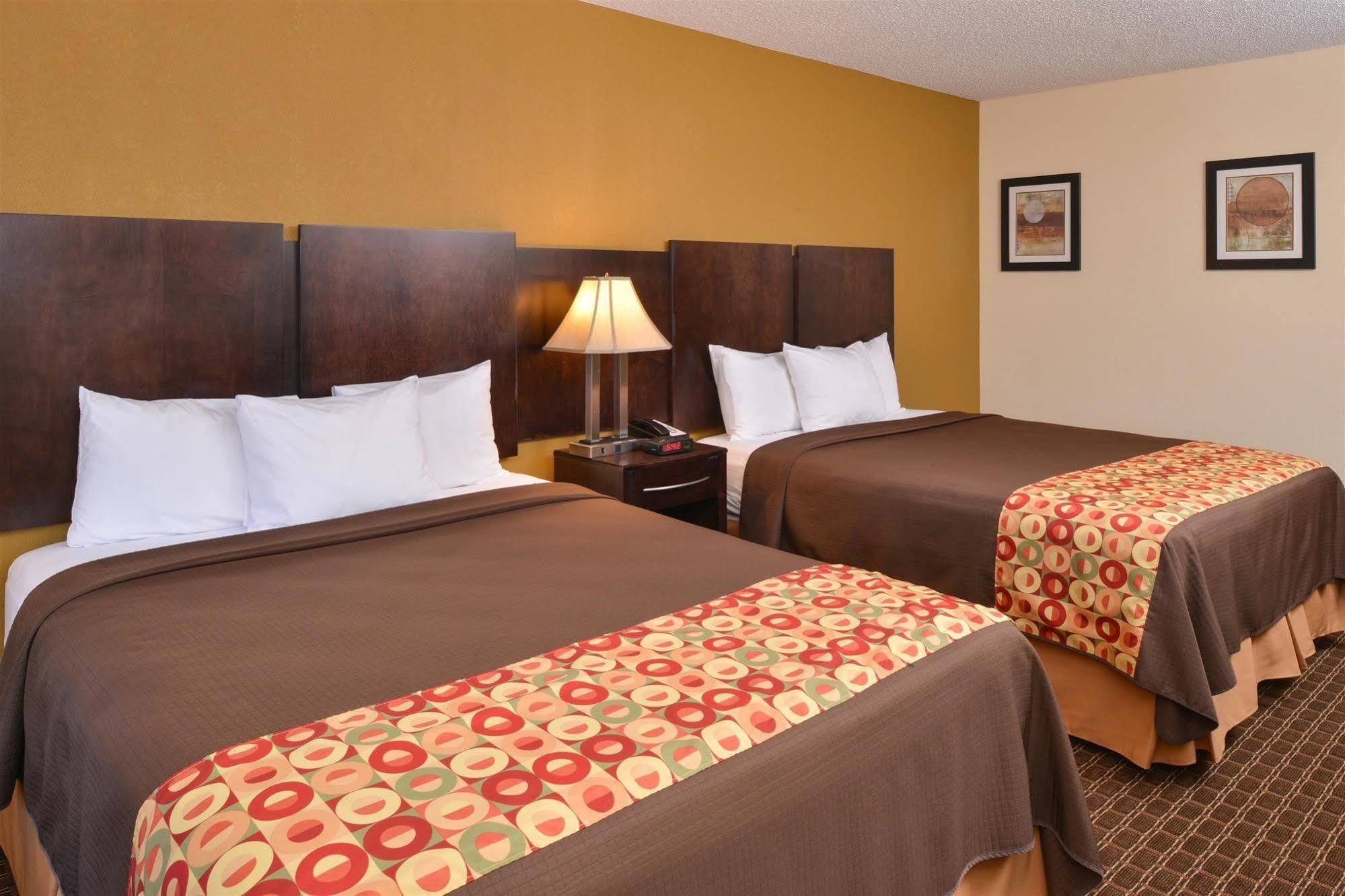 Americas Best Value Inn Tupelo Barnes Crossing Extérieur photo
