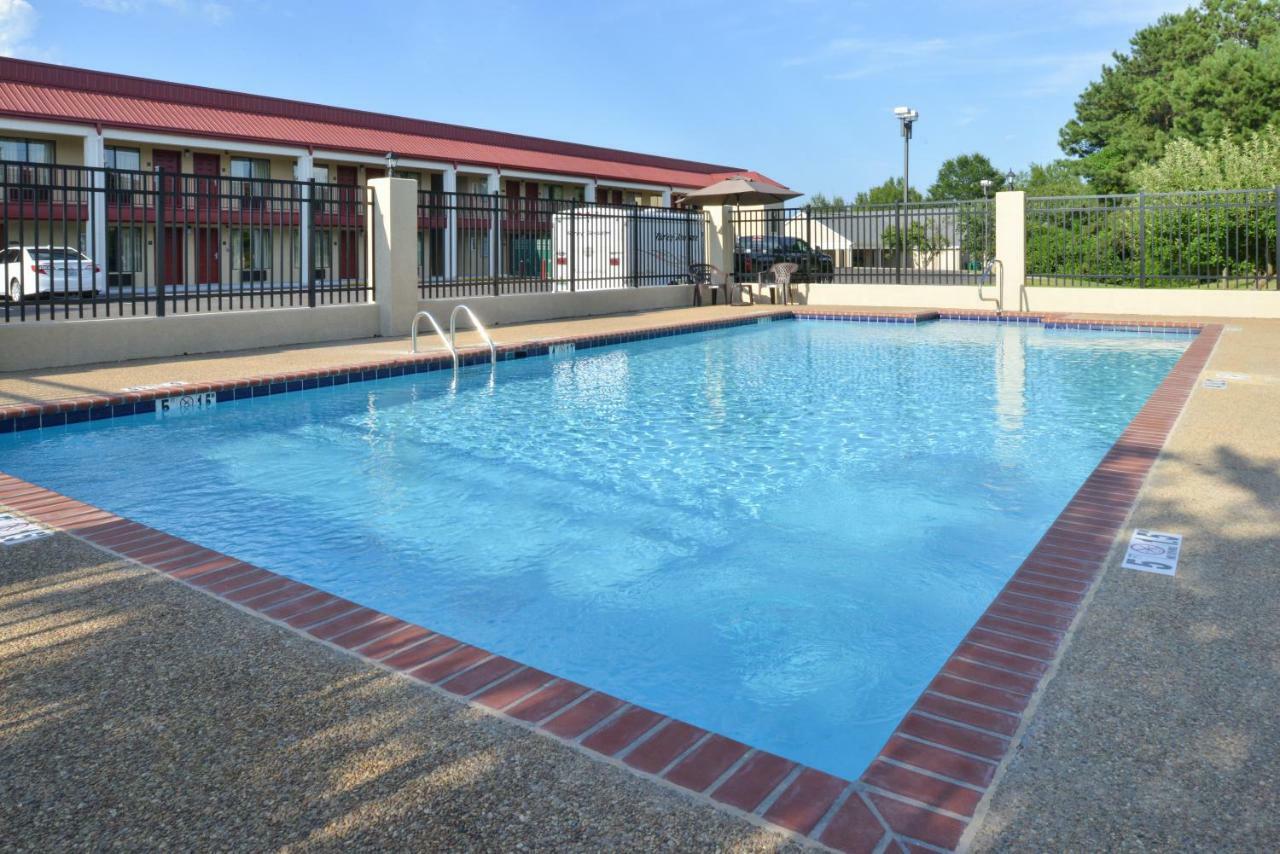 Americas Best Value Inn Tupelo Barnes Crossing Extérieur photo